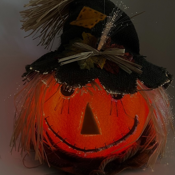 Halloween Pumpkin decoration. - Picture 4 of 5